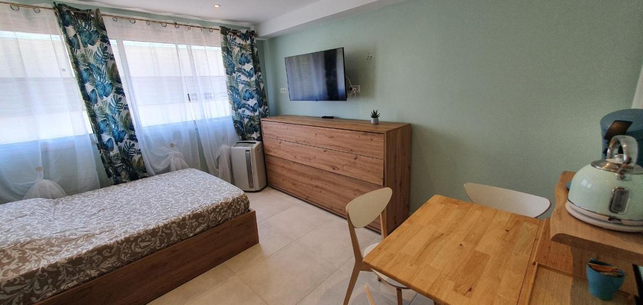 Studio Confort, Plages Proche, Wifi, 2 Lits - Fame Marina Baie Des Anges Villeneuve-Loubet Luaran gambar
